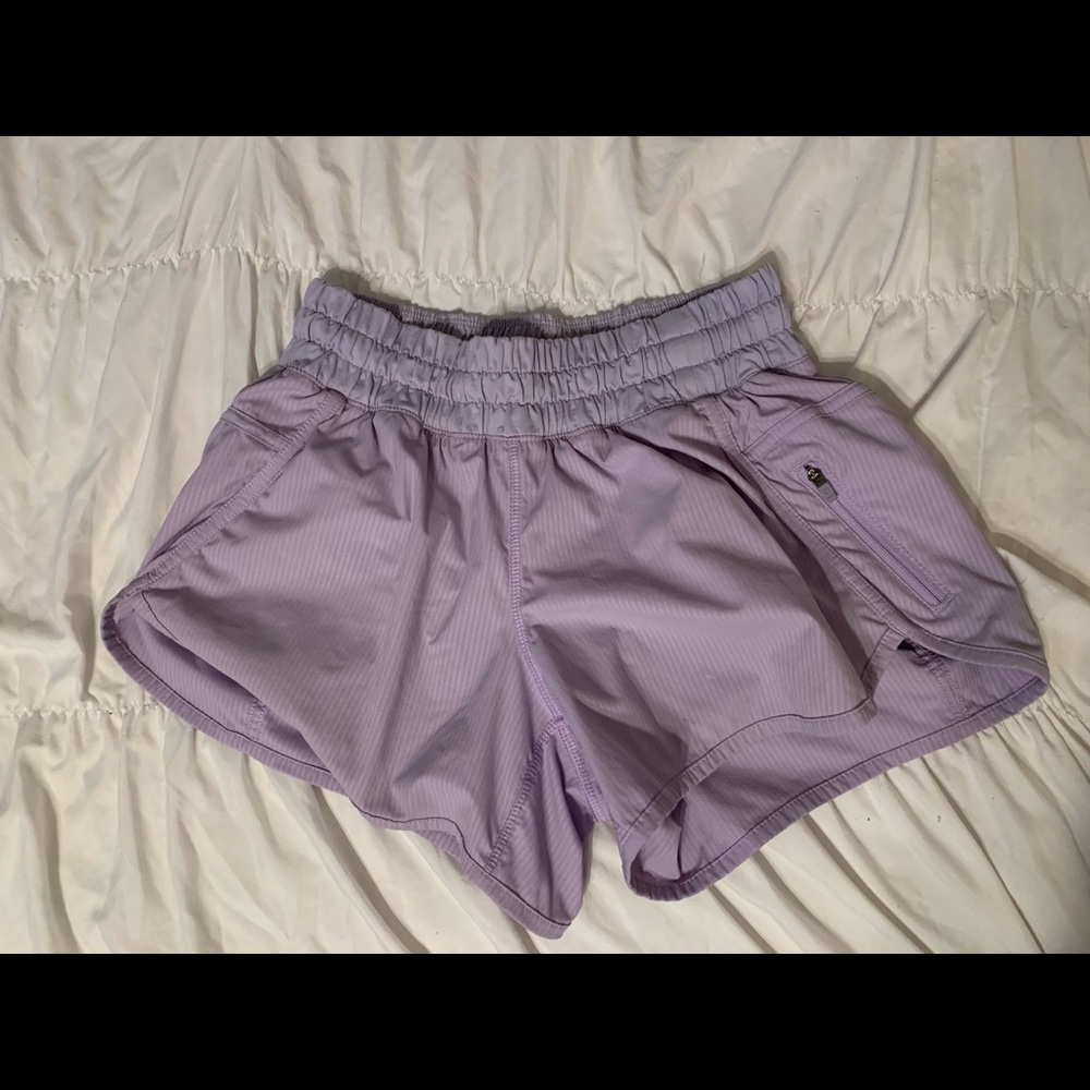Lululemon tracker short V 4”